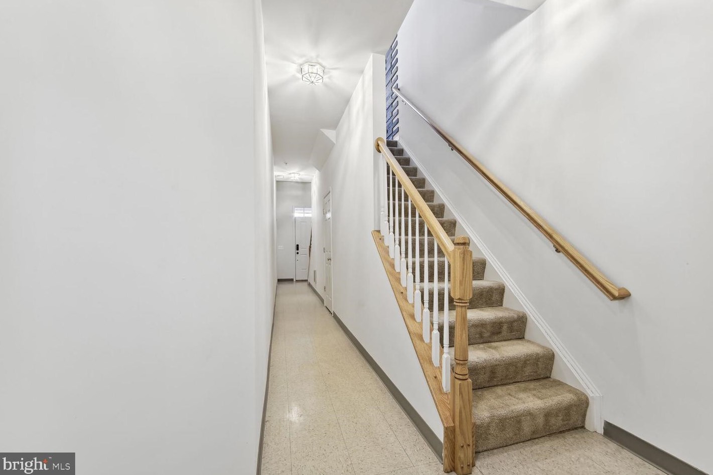 4819 Dashiell Pl, Woodbridge VA  22192-8310 exterior