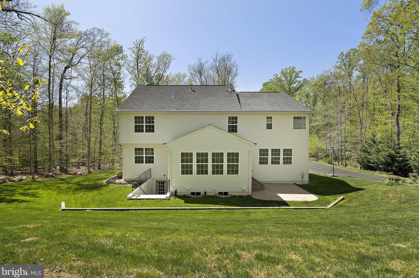 14241 Van Doren Rd, Manassas VA 20112-3855 exterior