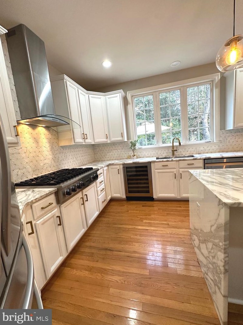 14144 Snickersville Dr, Gainesville, VA 20155