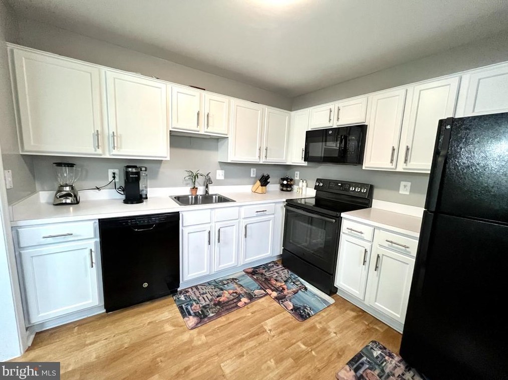 8206 Winstead Pl, Manassas VA  20109-2783 exterior