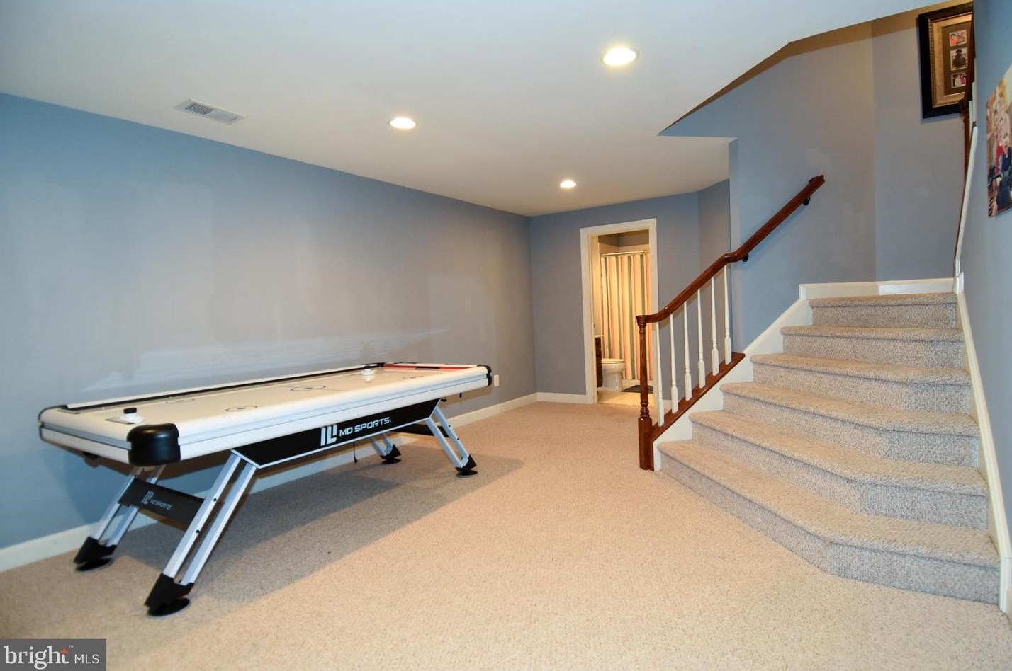 16534 Louisville Pl, Woodbridge VA  22191-4452 exterior