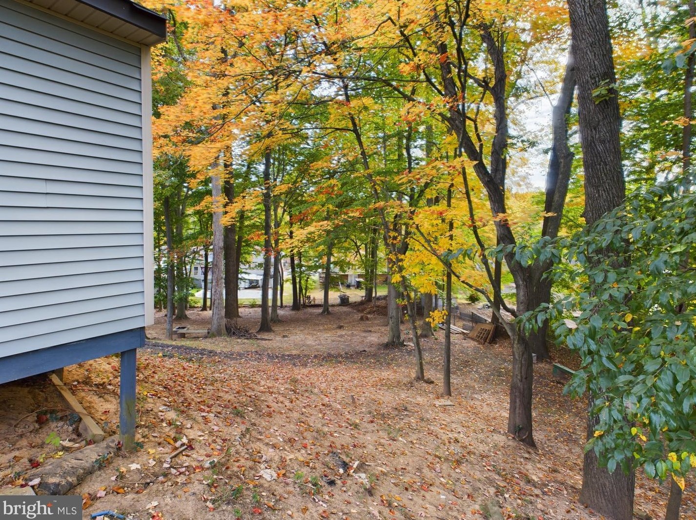 4801 Kempair Dr, Woodbridge VA  22193-4632 exterior