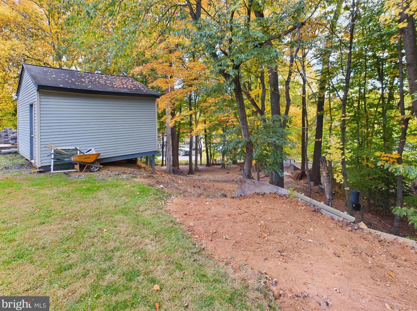 4801 Kempair Dr, Woodbridge VA  22193-4632 exterior