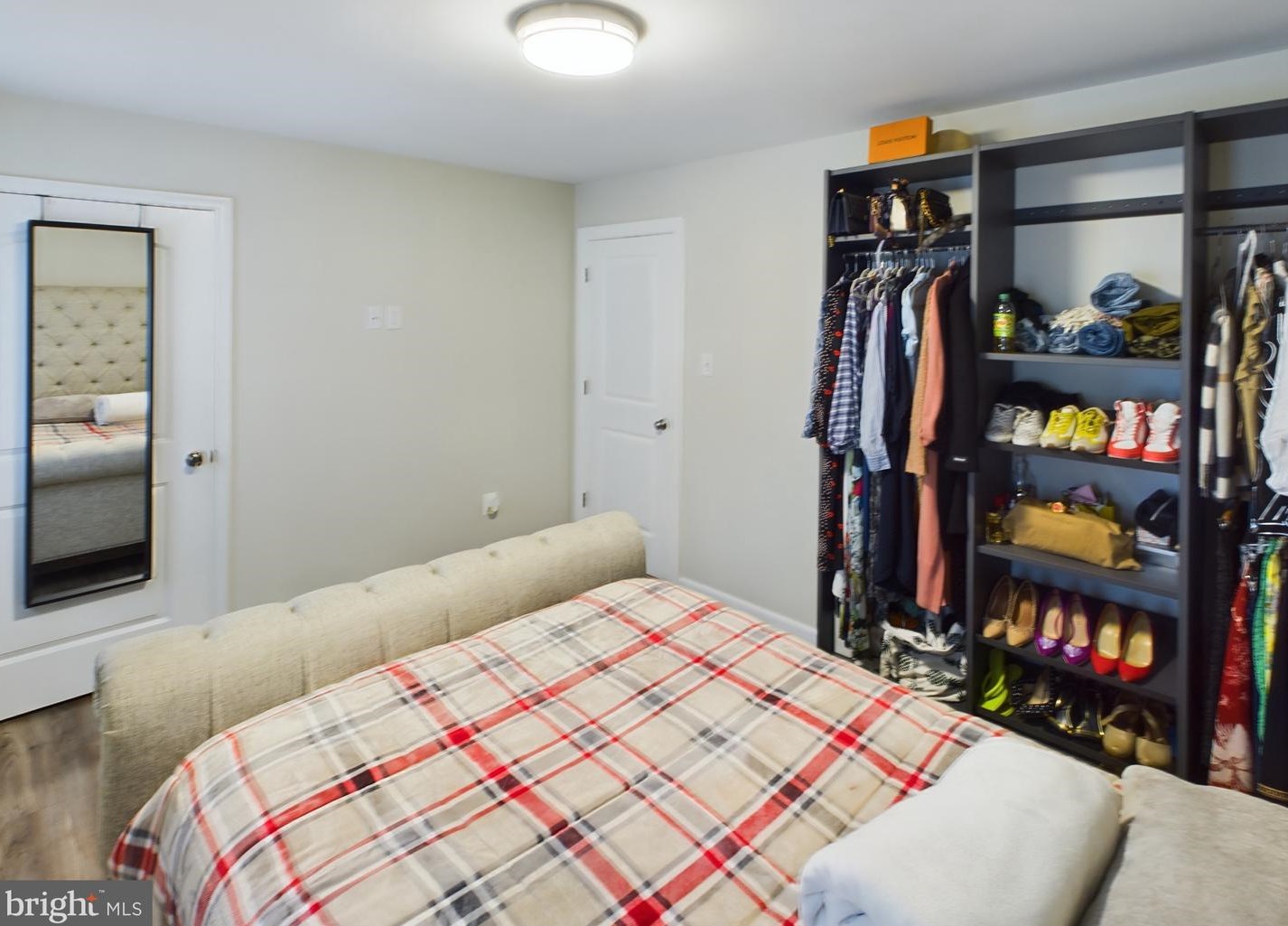 4801 Kempair Dr, Woodbridge VA  22193-4632 exterior