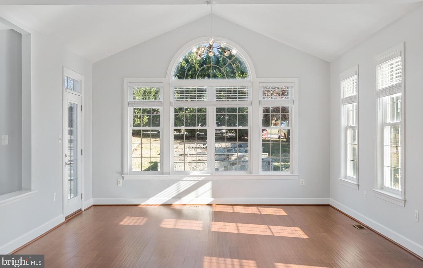 5996 Twin Branch Ct, Haymarket VA  20169-3323 exterior