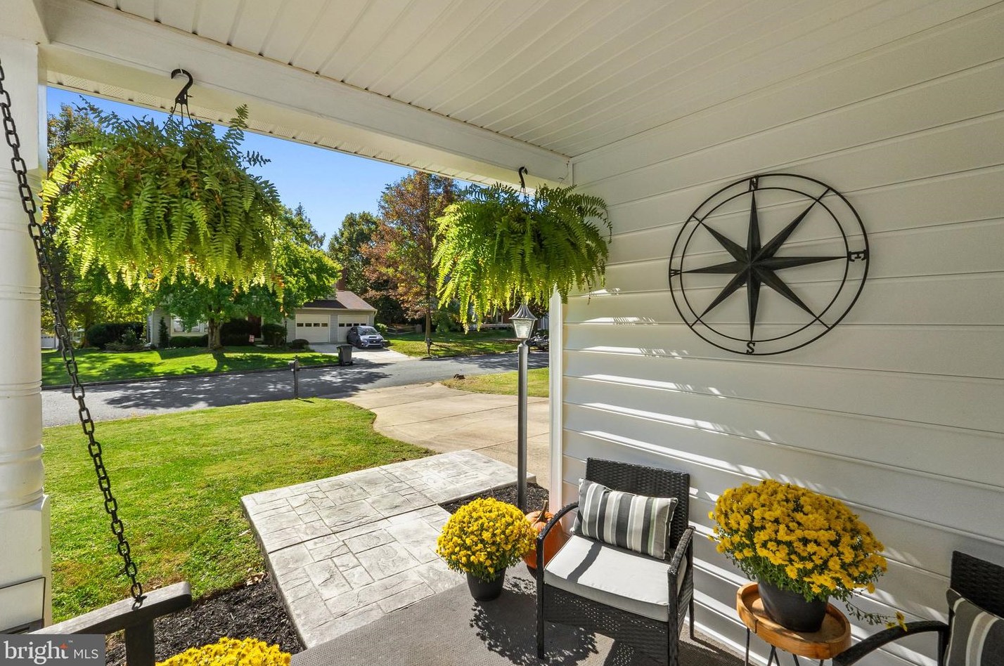 4562 Rincon Pl, Dumfries VA  22025-1044 exterior