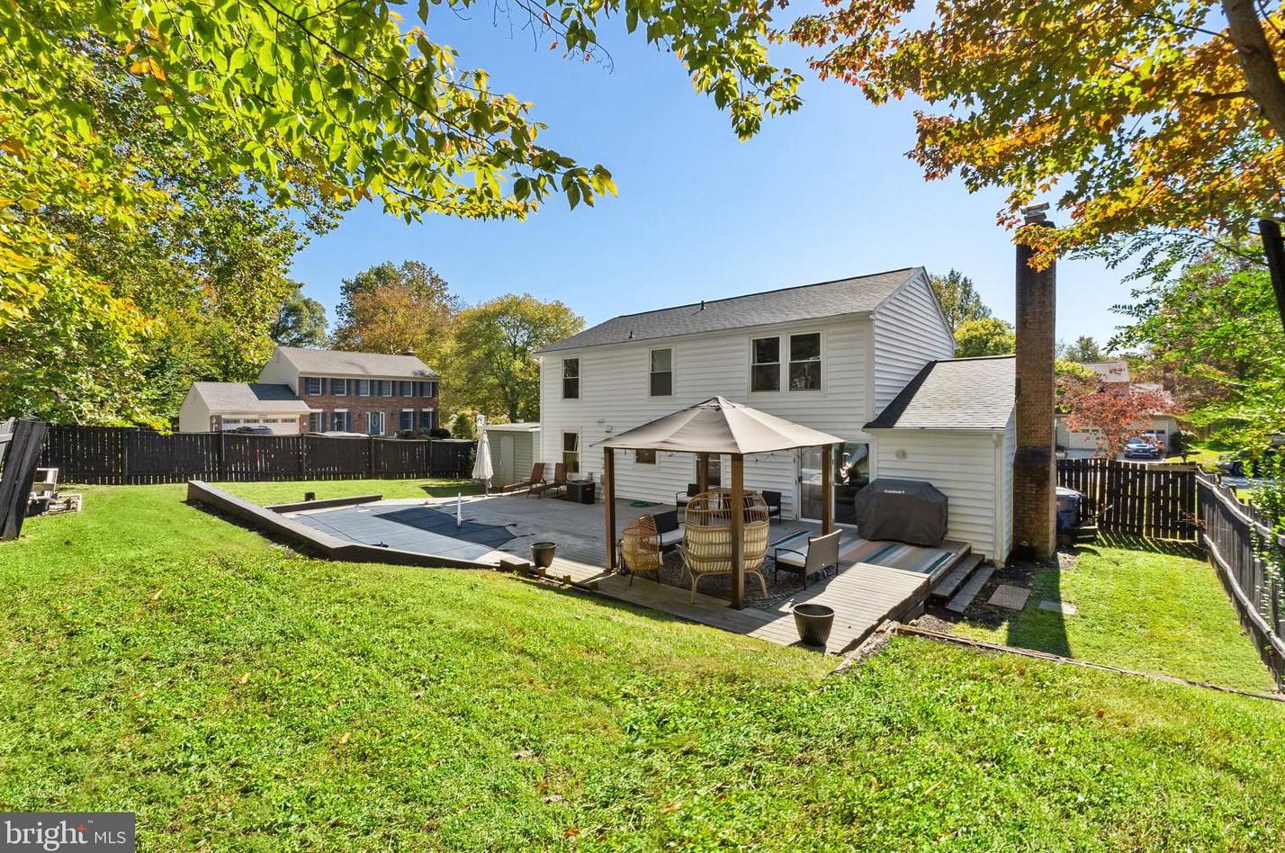4562 Rincon Pl, Dumfries VA  22025-1044 exterior