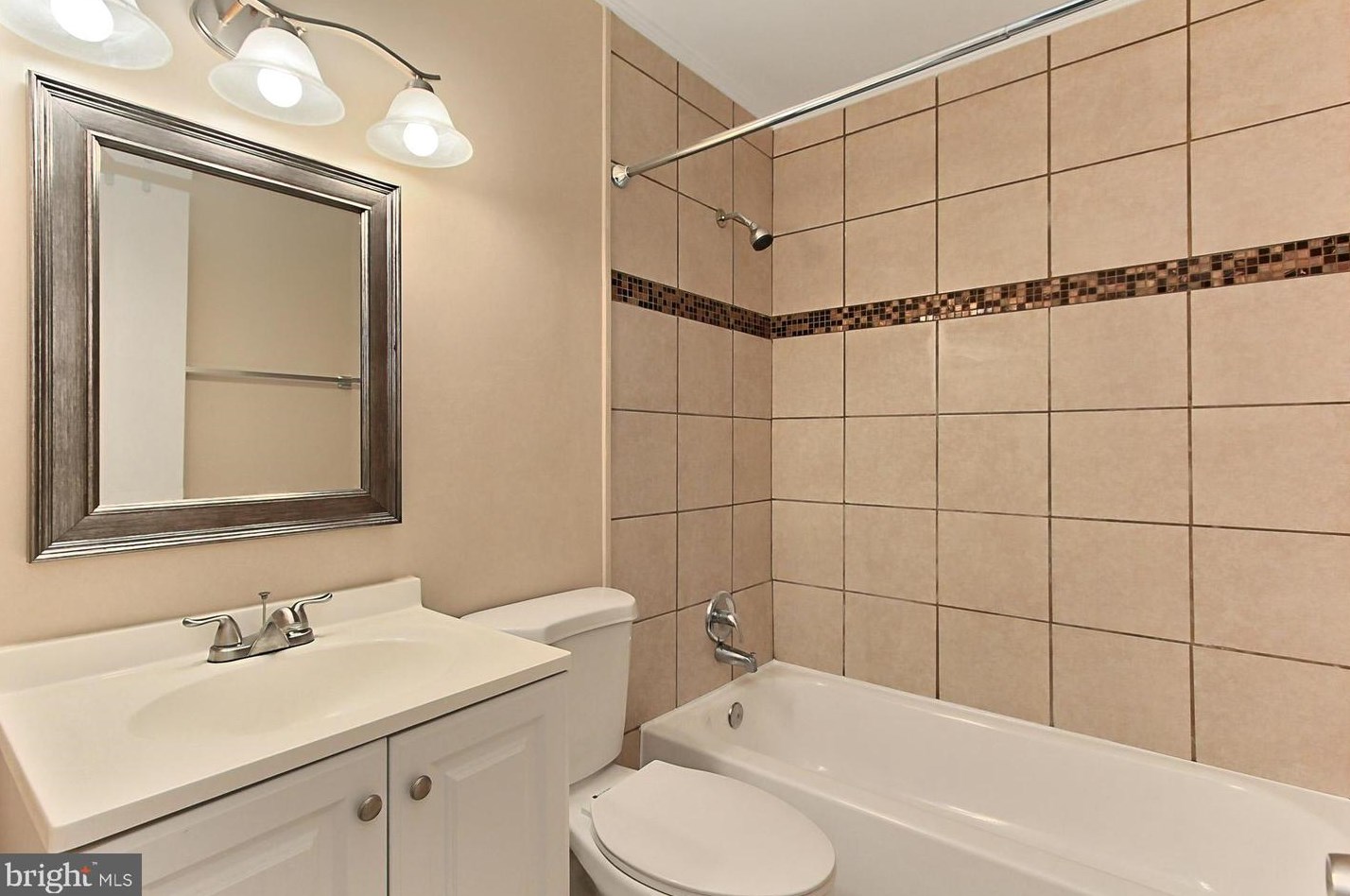 2419 Kilpatrick Pl, Dumfries VA  22026-2539 exterior