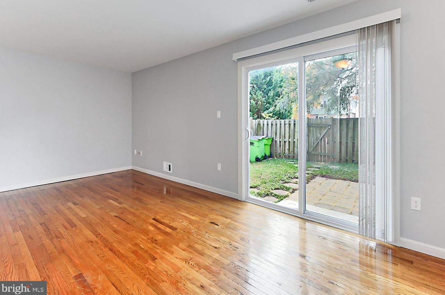 2419 Kilpatrick Pl, Dumfries VA  22026-2539 exterior