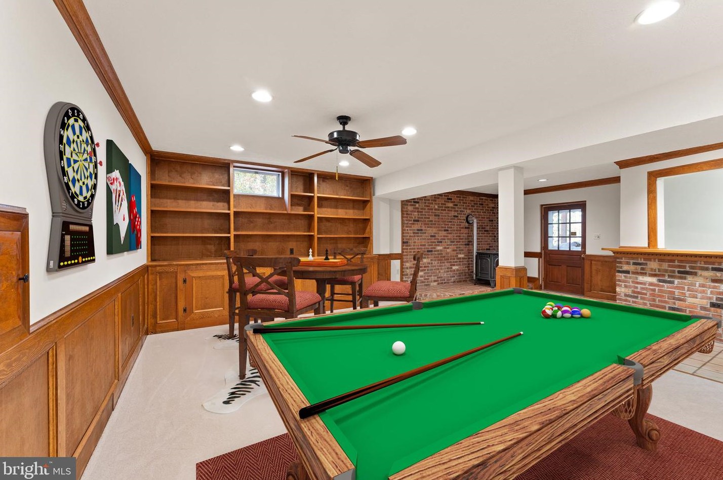 8084 Counselor Rd, Manassas VA  20112-4752 exterior