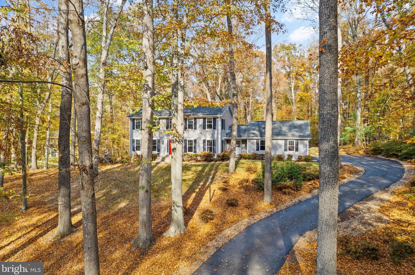 8084 Counselor Rd, Manassas VA  20112-4752 exterior