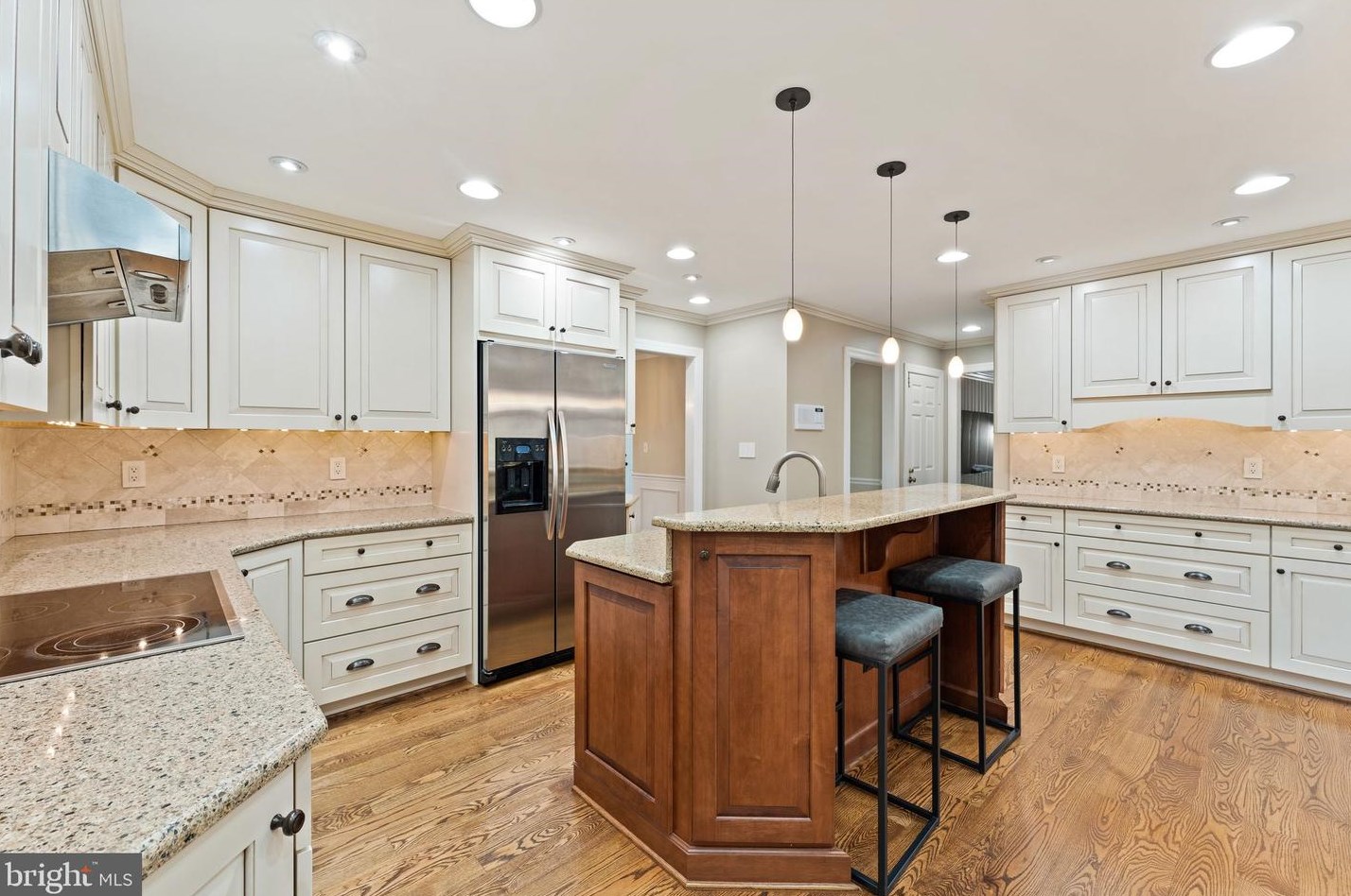 8084 Counselor Rd, Manassas VA  20112-4752 exterior