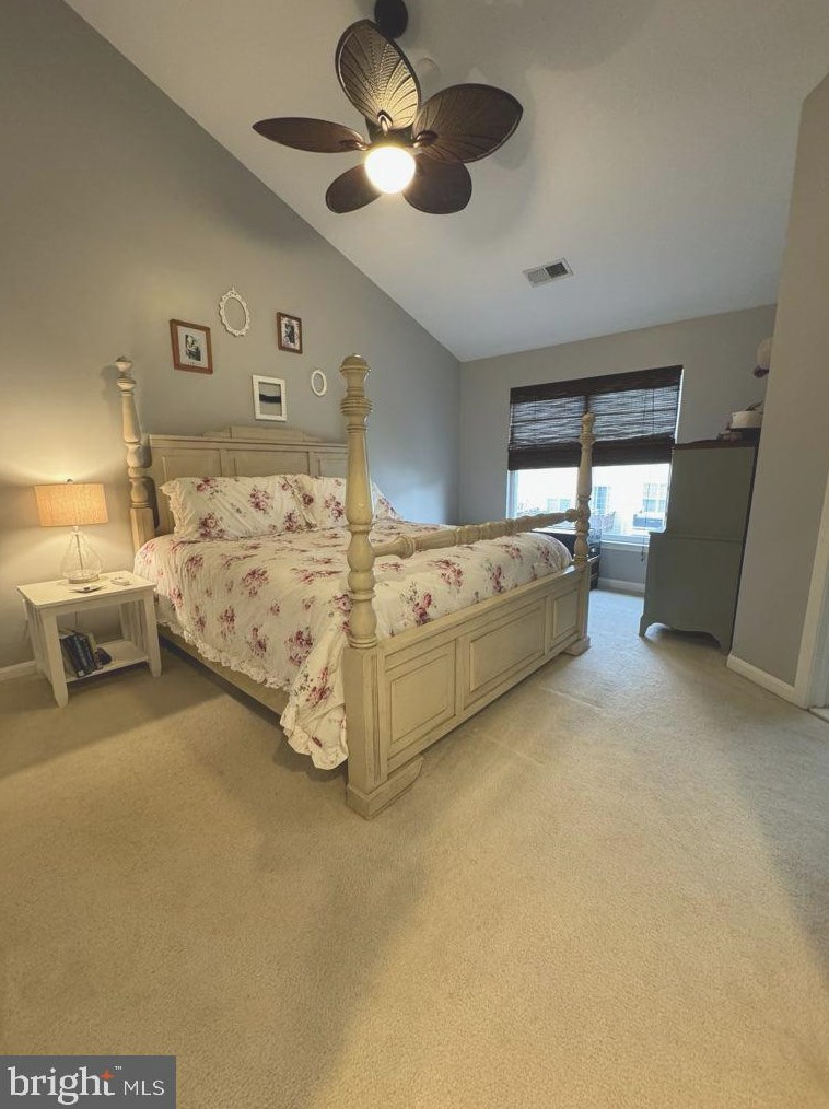 9283 Alvyn Lake Cir, Bristow VA  20136-6149 exterior