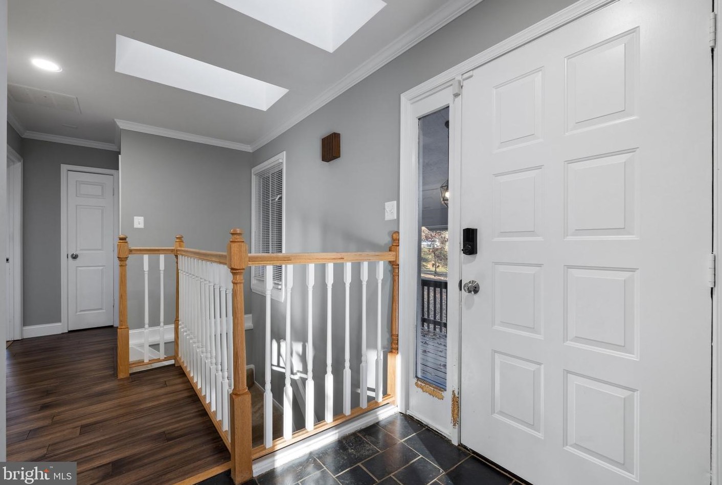 8110 King Arthurs Ct, Manassas VA  20112-3522 exterior