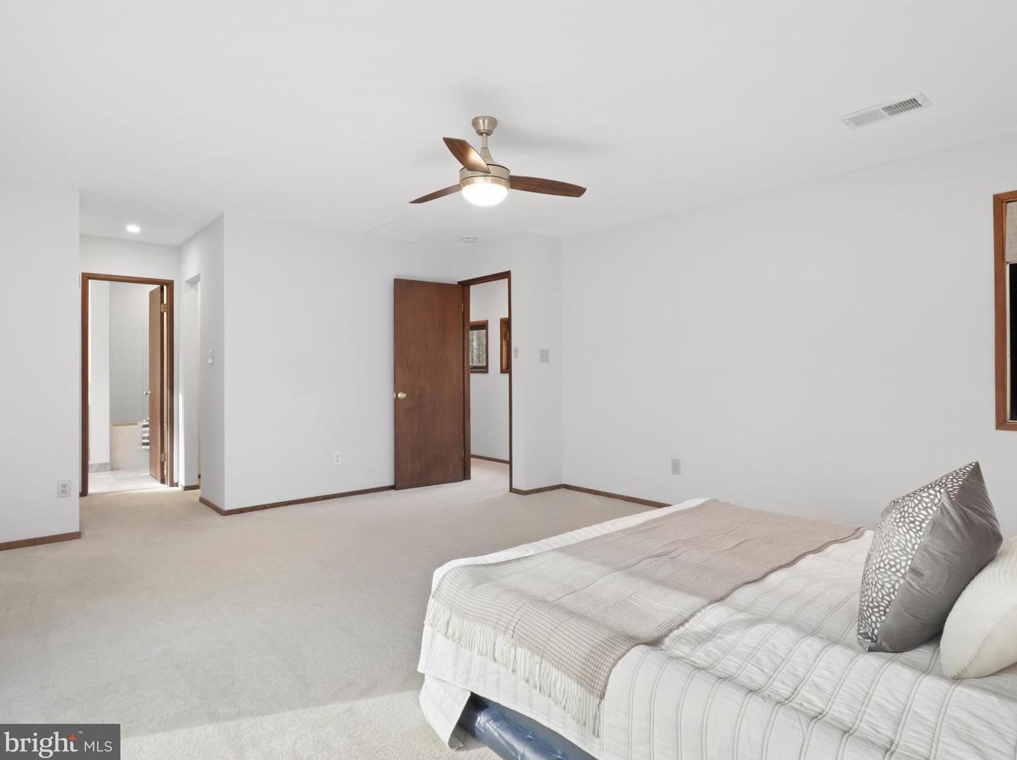 6111 Turkey Run Ct, Manassas VA  20112-3026 exterior