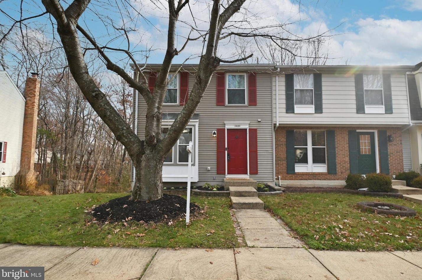 15089 Mill Spring Dr, Dumfries VA  22025-1092 exterior