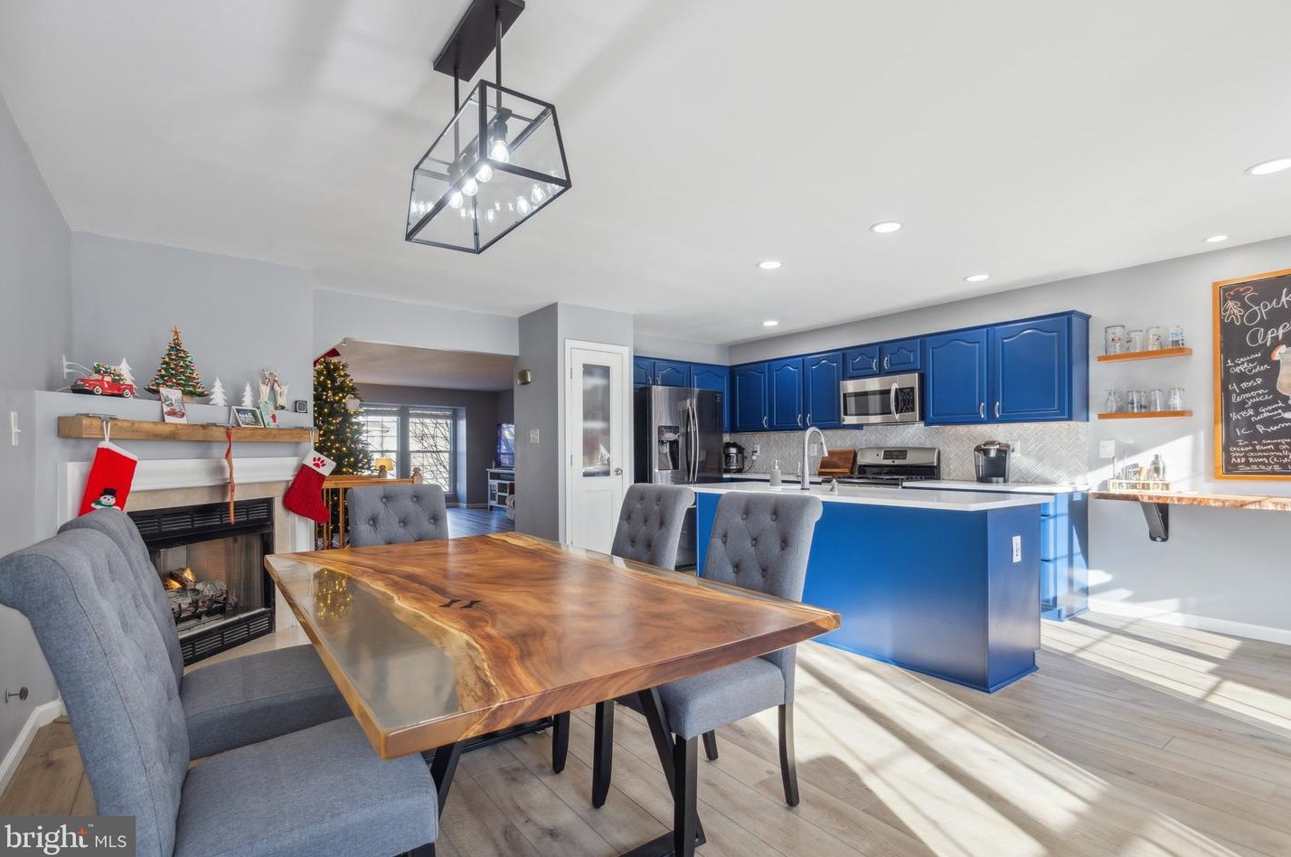 11083 Doubleday Ln, Manassas VA  20109-8273 exterior