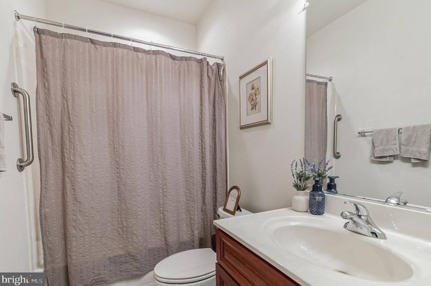 789 Vestal St, Woodbridge VA  22191-5443 exterior