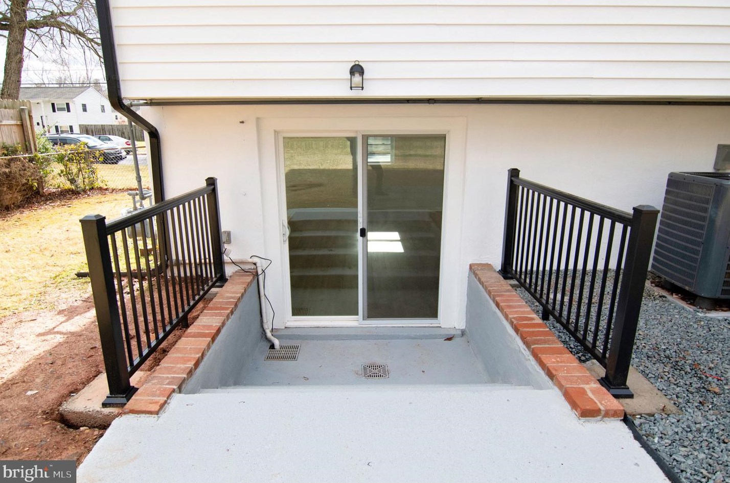 9720 Damascus Dr, Manassas VA  20109-3242 exterior