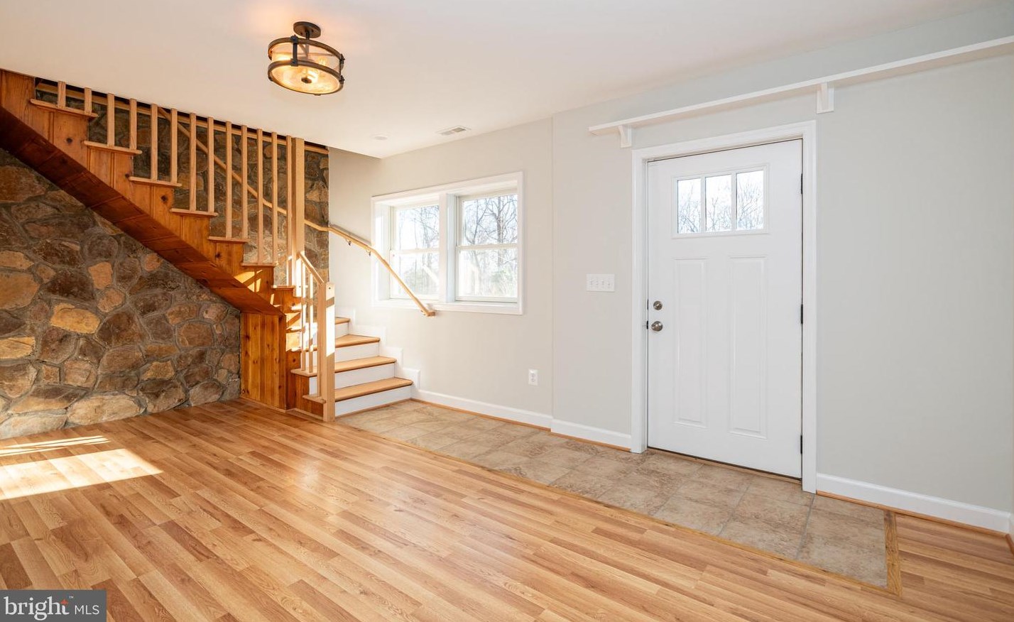 2656 Collins Ct, Haymarket VA  20169-1608 exterior