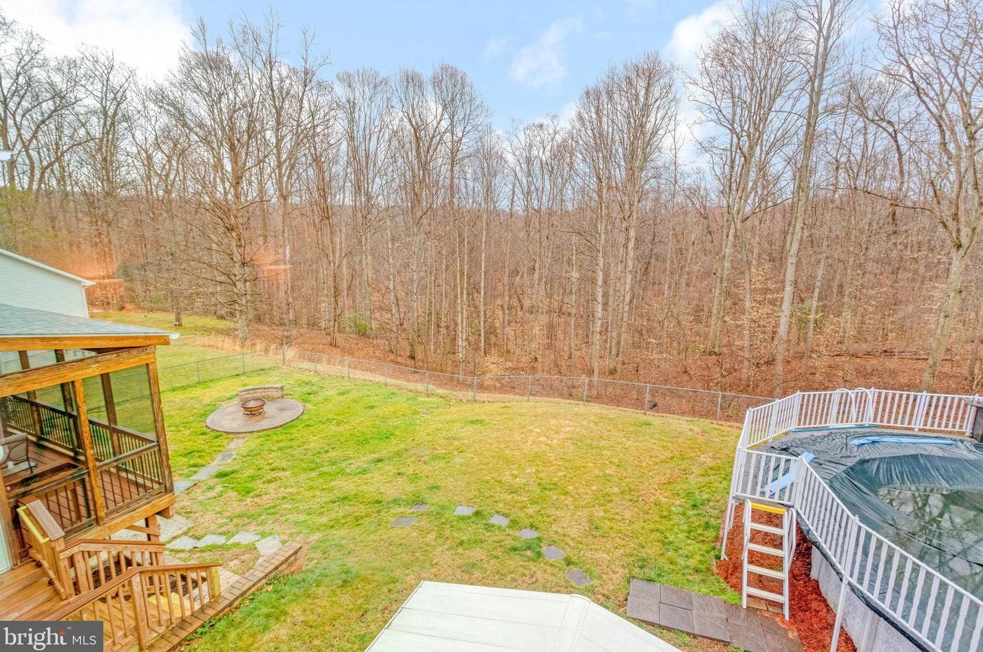 13931 Ruler Ct, Woodbridge VA  22193-3733 exterior