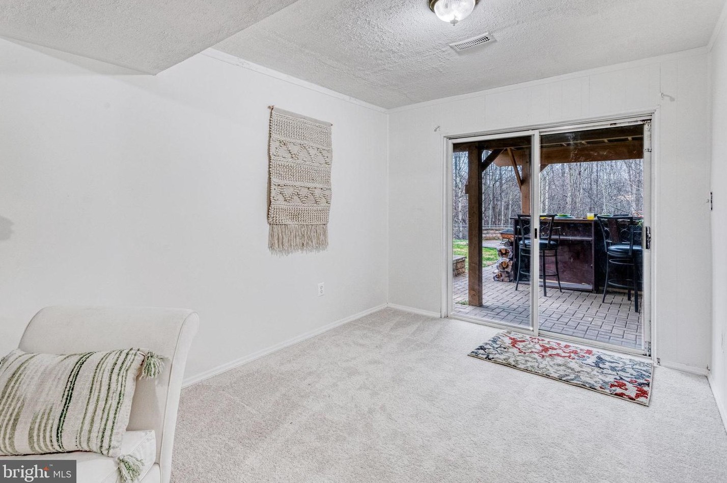 13931 Ruler Ct, Woodbridge VA  22193-3733 exterior