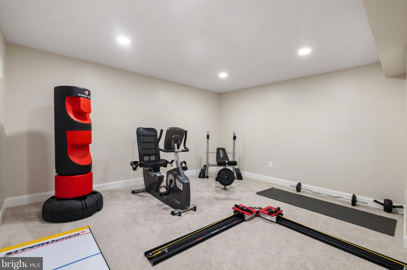 5800 Serengeti Ct, Haymarket VA  20169-3200 exterior