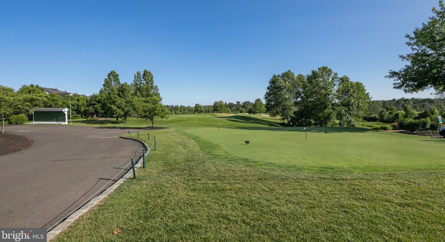 5800 Serengeti Ct, Haymarket VA  20169-3200 exterior