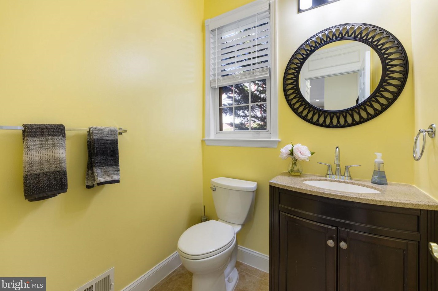 5800 Serengeti Ct, Haymarket VA  20169-3200 exterior