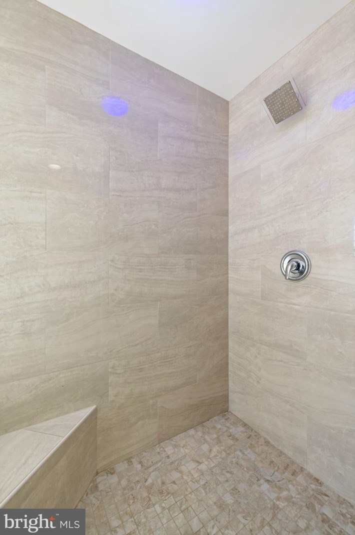 5800 Serengeti Ct, Haymarket VA  20169-3200 exterior