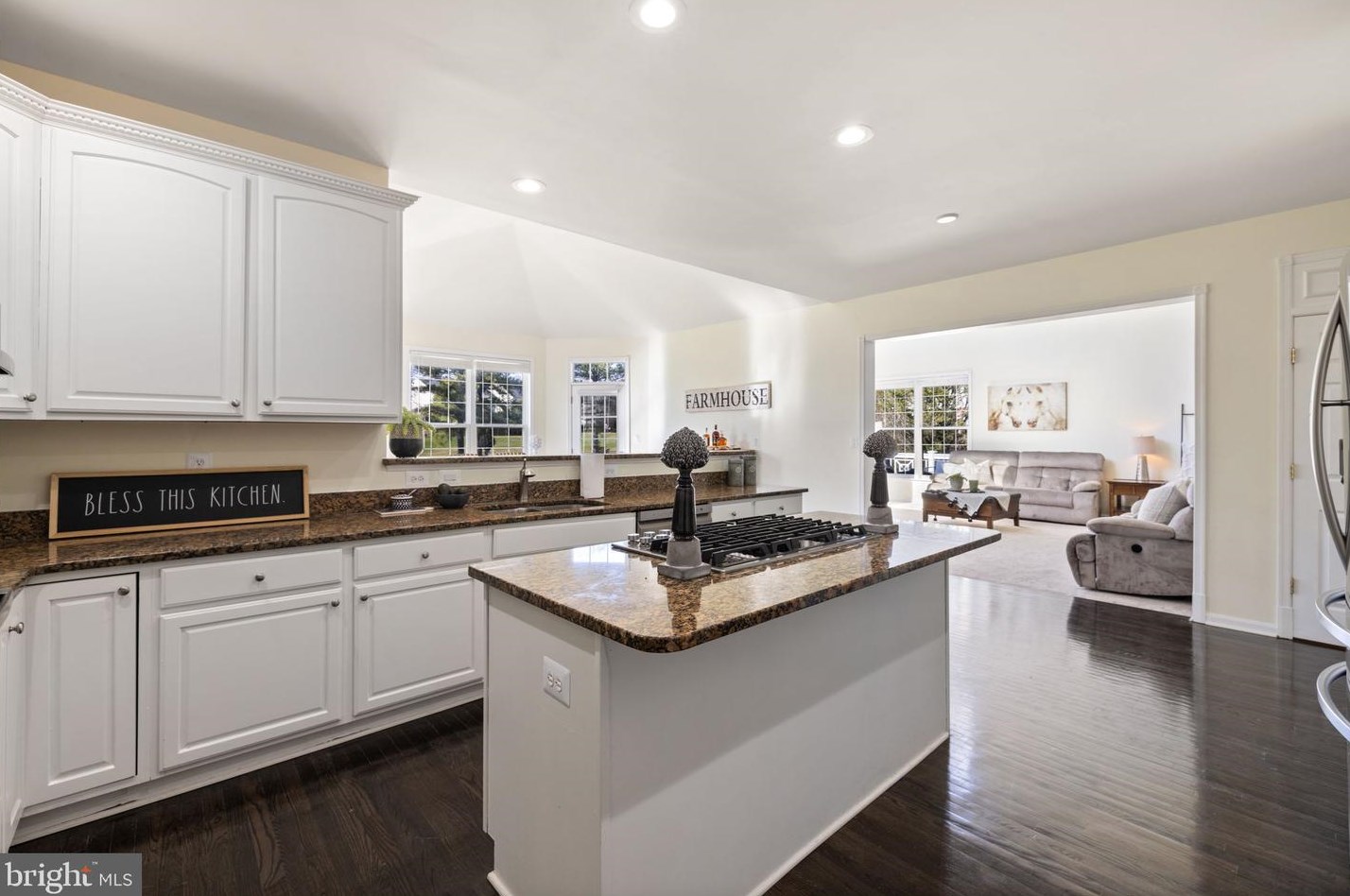 5800 Serengeti Ct, Haymarket VA  20169-3200 exterior