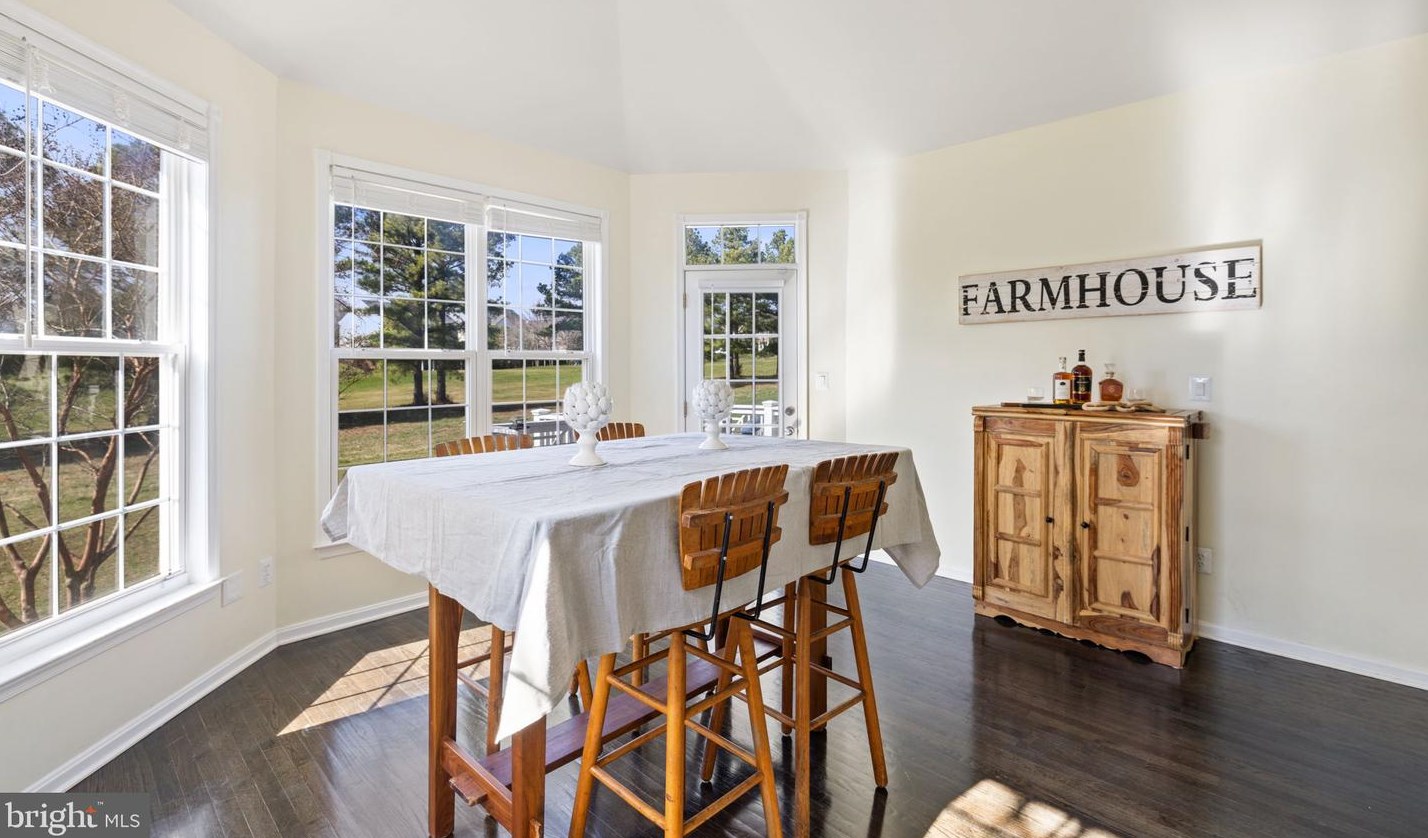 5800 Serengeti Ct, Haymarket VA  20169-3200 exterior