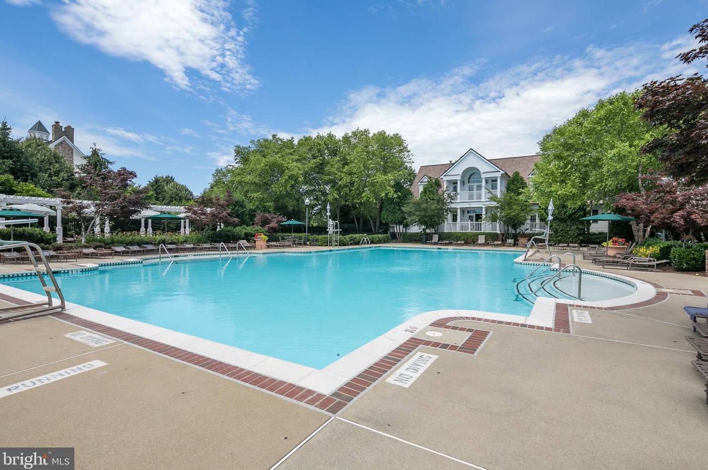 5800 Serengeti Ct, Haymarket VA  20169-3200 exterior