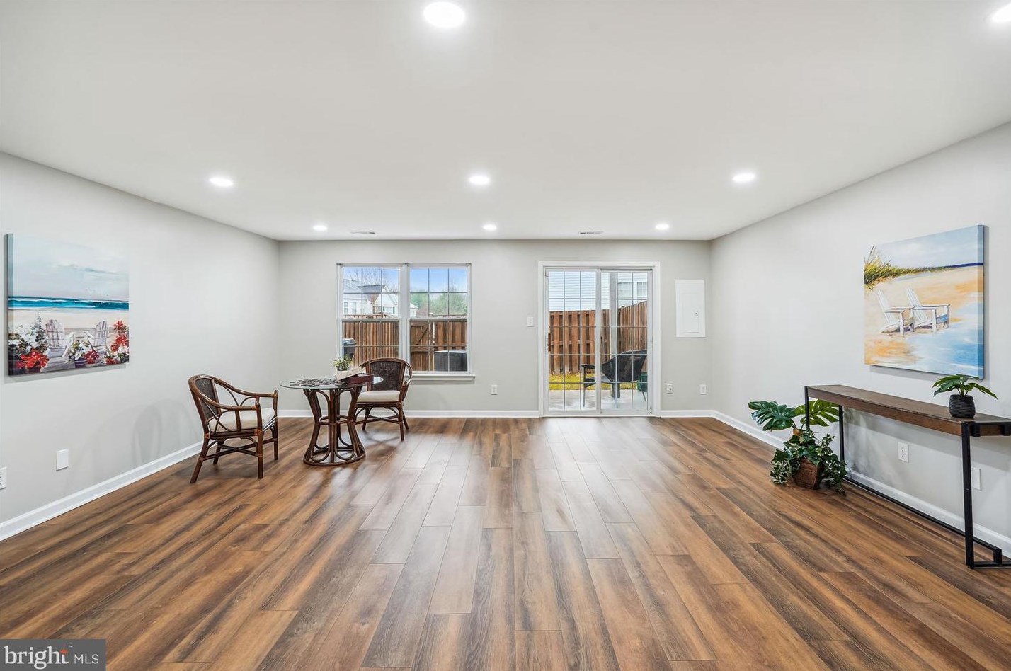 5013 Barnacle Pl, Dumfries VA  22025-1230 exterior