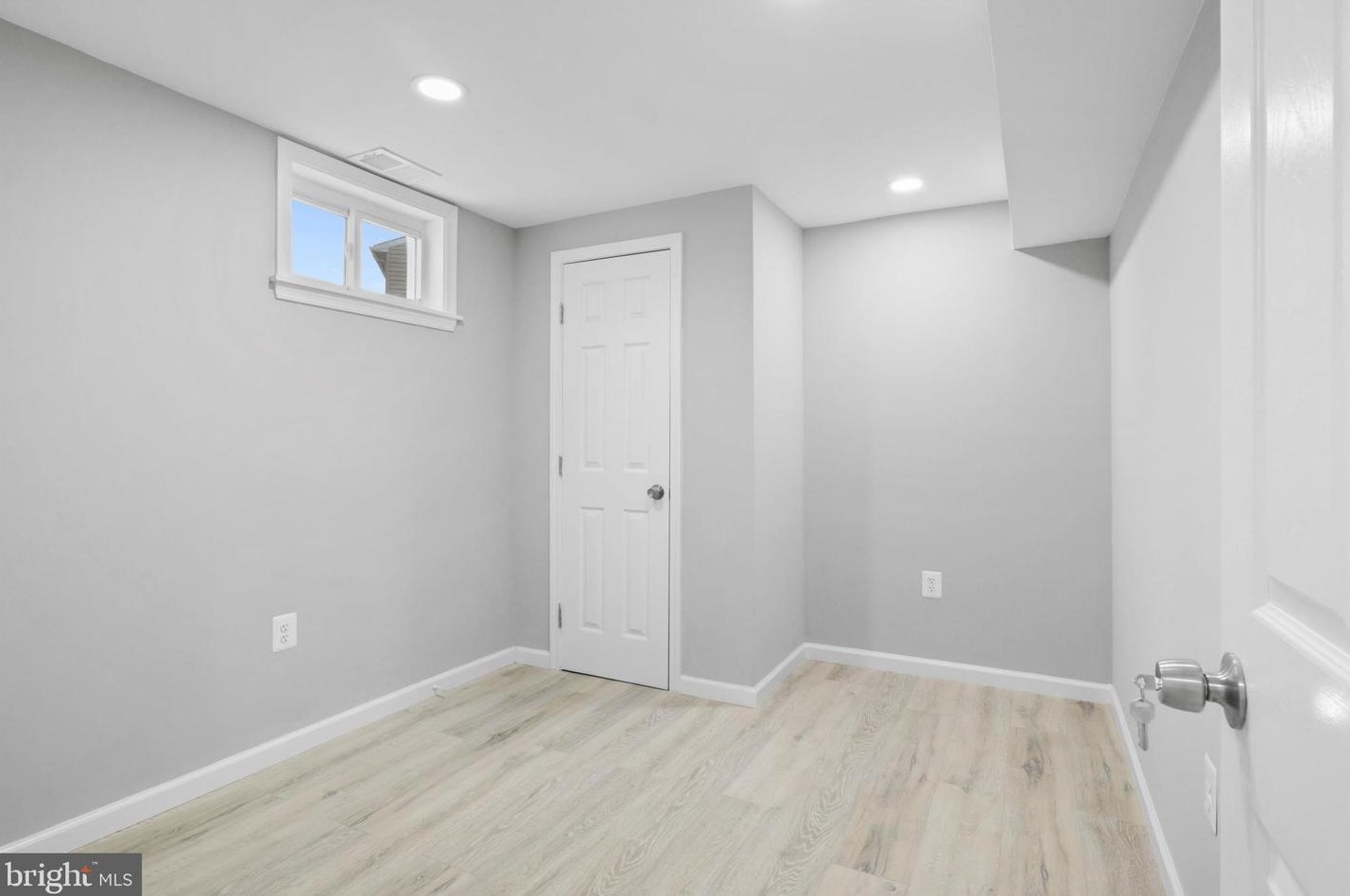 14792 Arkansas St, Woodbridge VA  22191-3541 exterior