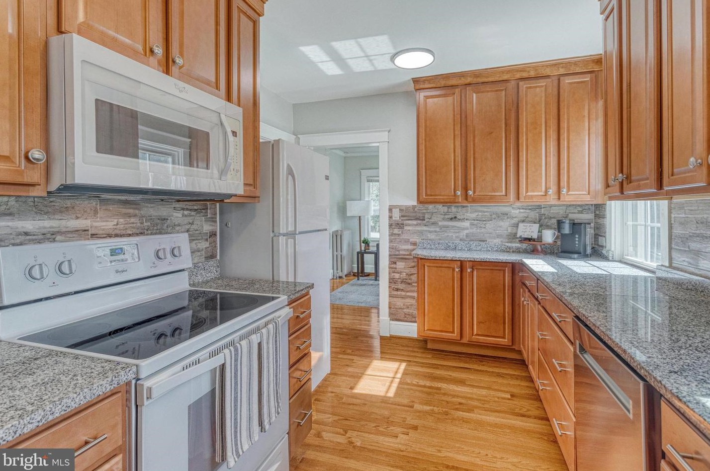 19310 Weaver Rd, Triangle VA  22172-2415 exterior