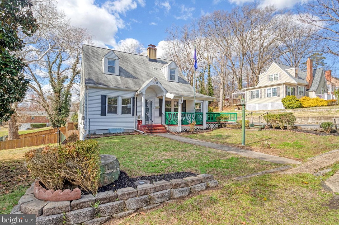19310 Weaver Rd, Triangle VA  22172-2415 exterior