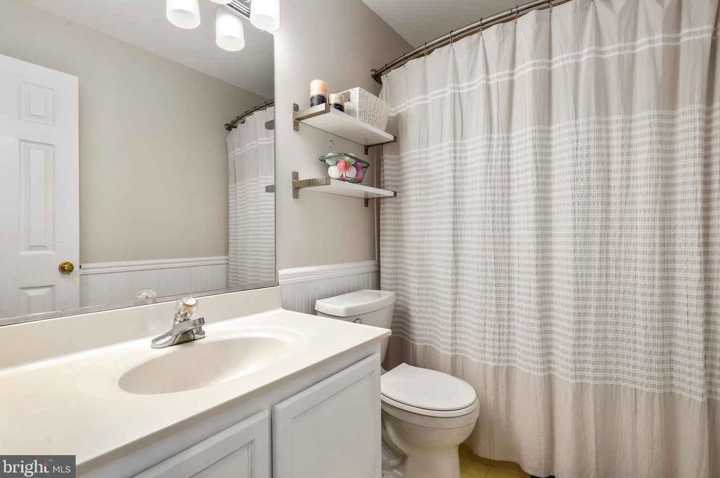 3621 Sherbrooke Cir, Woodbridge VA  22192-7024 exterior