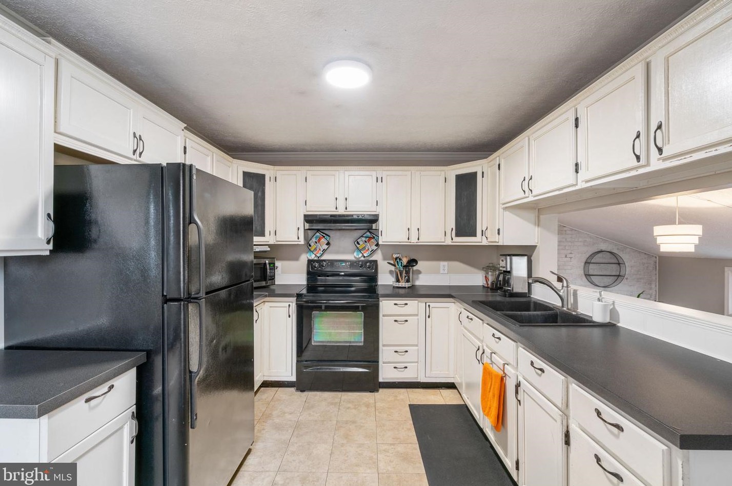 11414 Hinson Mill Ln, Manassas VA  20112-5842 exterior