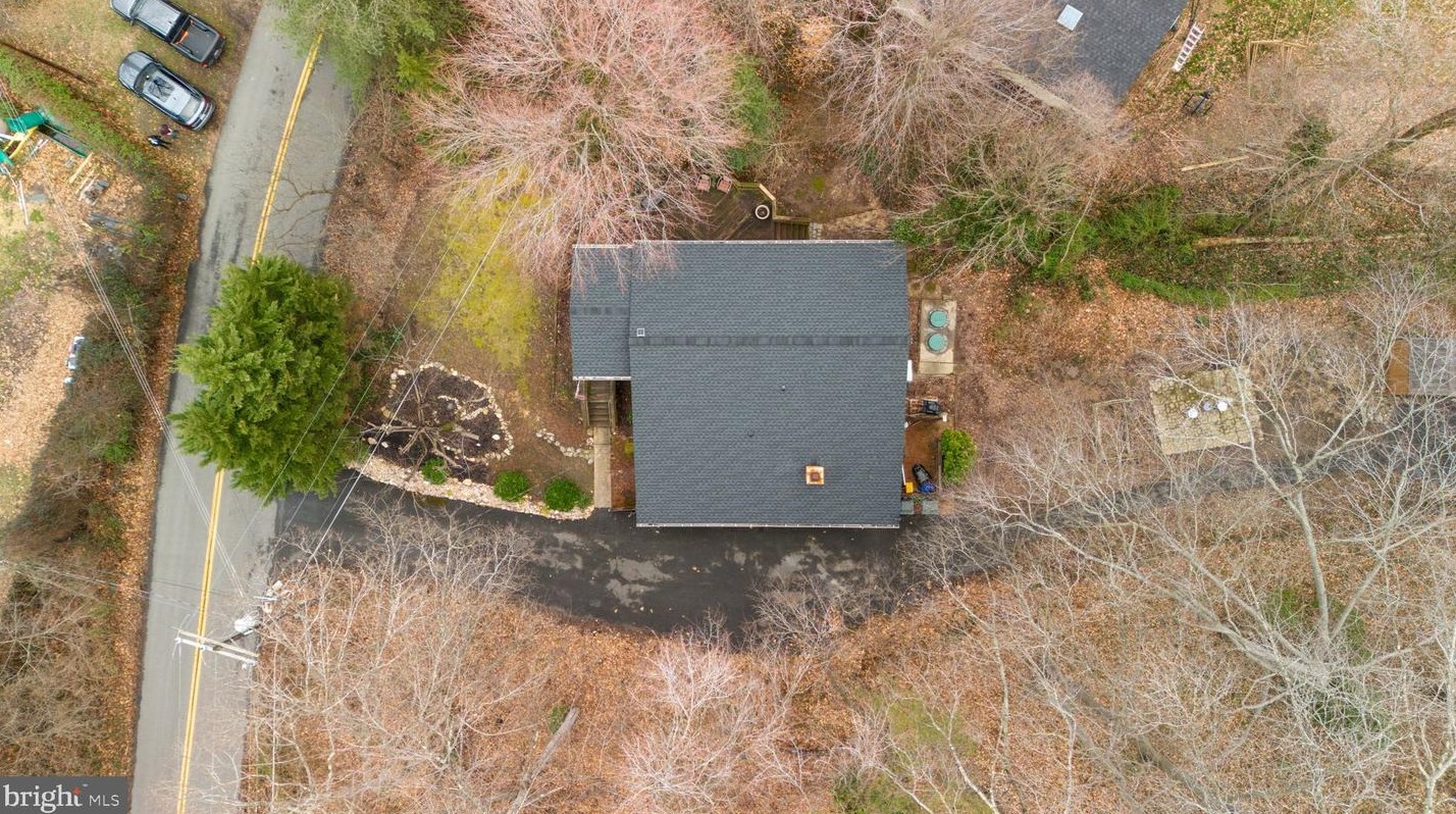 11414 Hinson Mill Ln, Manassas VA  20112-5842 exterior