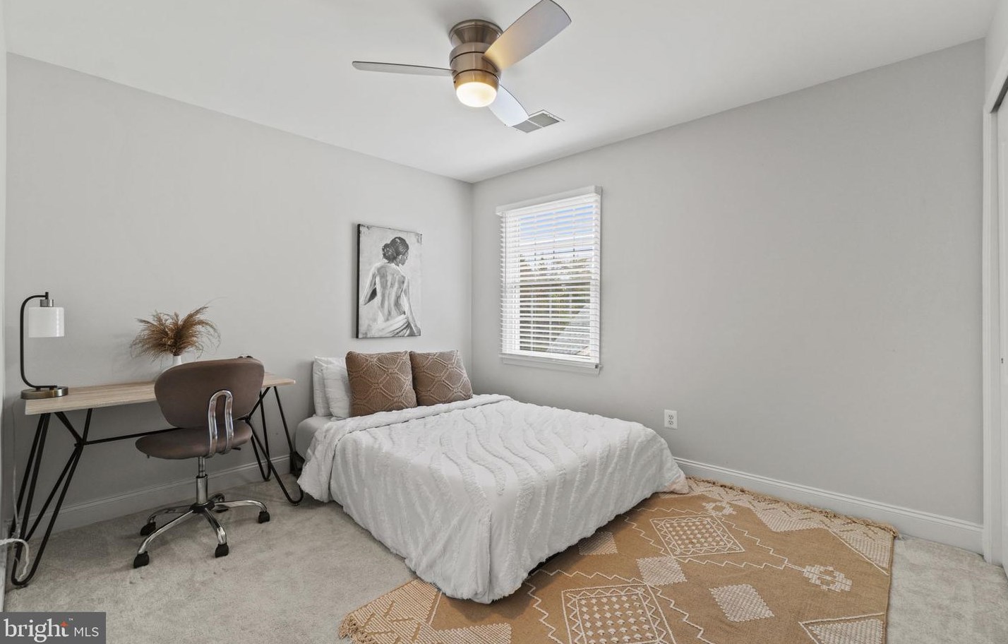 15668 Ryder Cup Dr, Haymarket VA  20169-6167 exterior