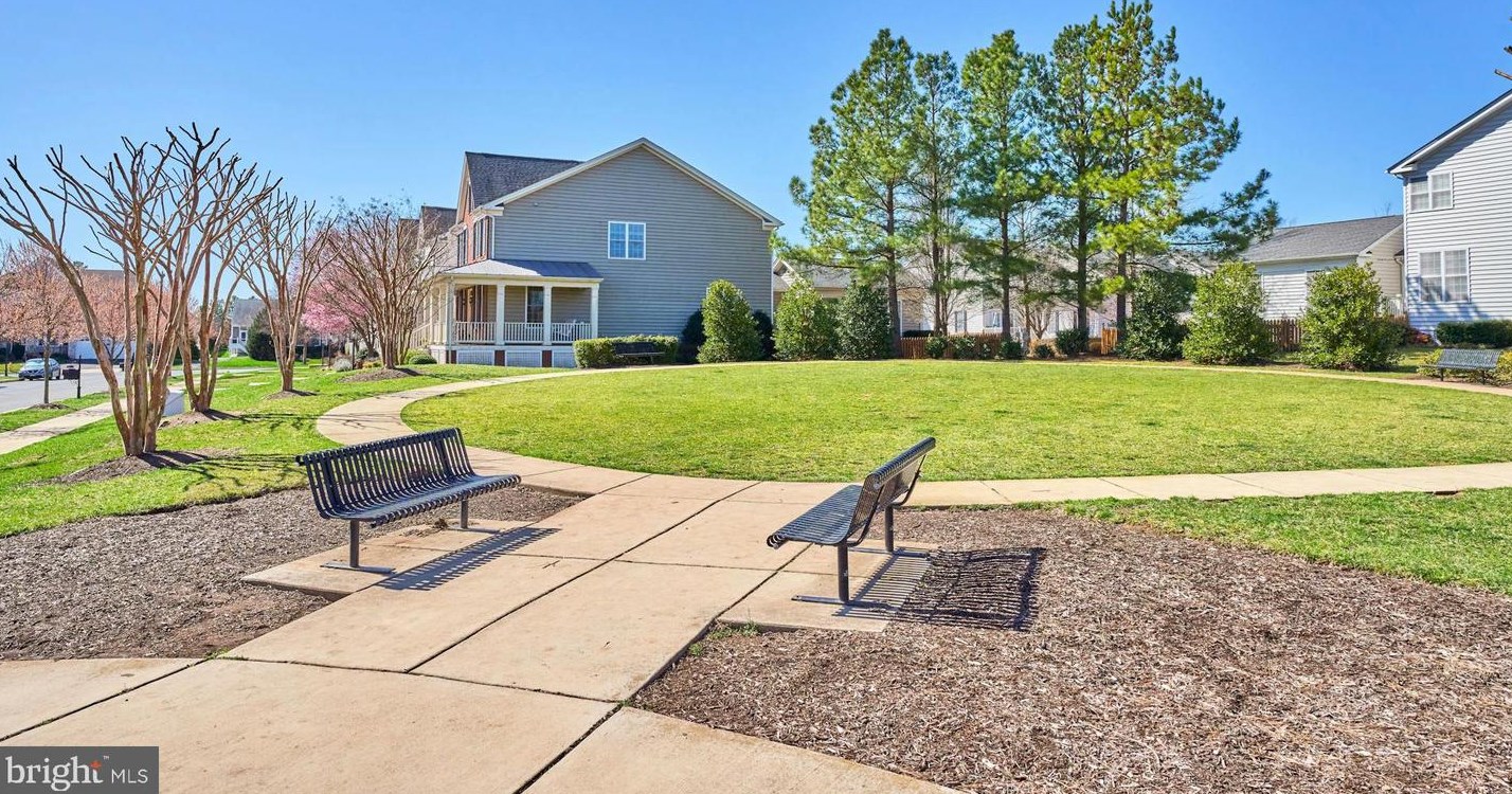4638 Freedmen Ln, Haymarket VA  20169-8159 exterior