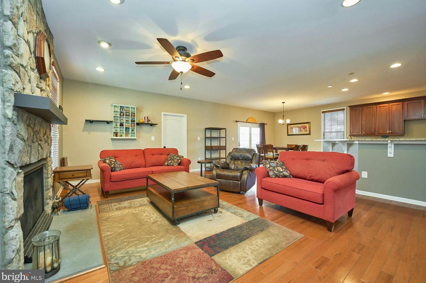 4638 Freedmen Ln, Haymarket VA  20169-8159 exterior