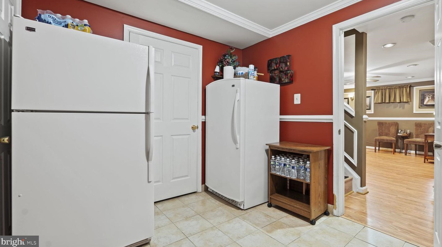 13332 Vista Forest Dr, Woodbridge VA  22192-4540 exterior