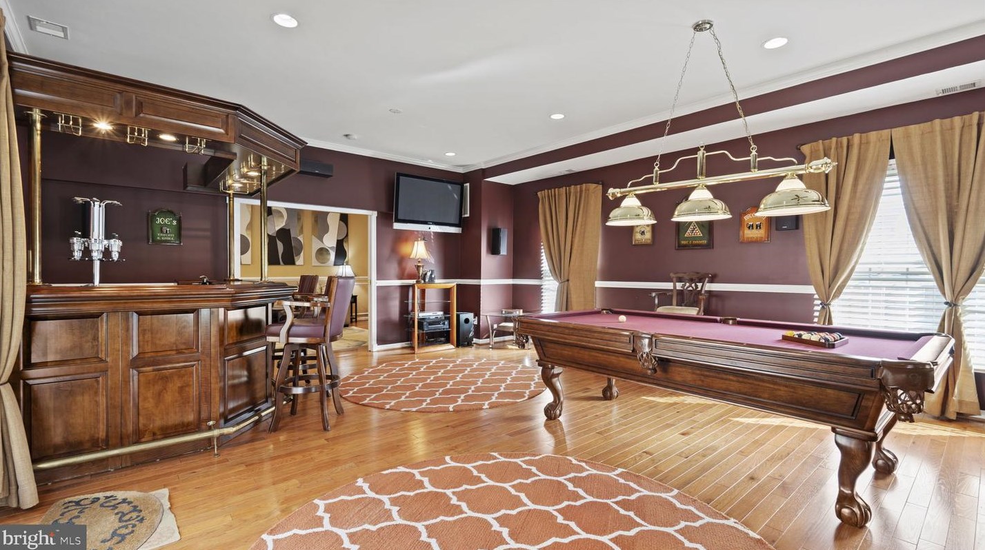 13332 Vista Forest Dr, Woodbridge VA  22192-4540 exterior