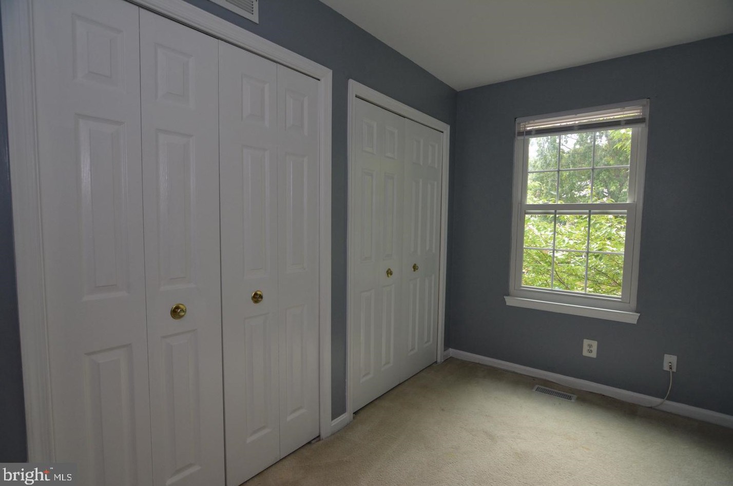 2620 Miranda Ct, Woodbridge VA  22191-5143 exterior
