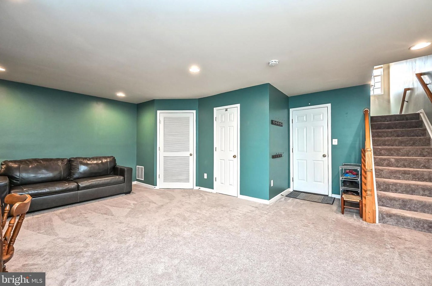 8708 Phipps Farm Way, Manassas VA  20109-4831 exterior