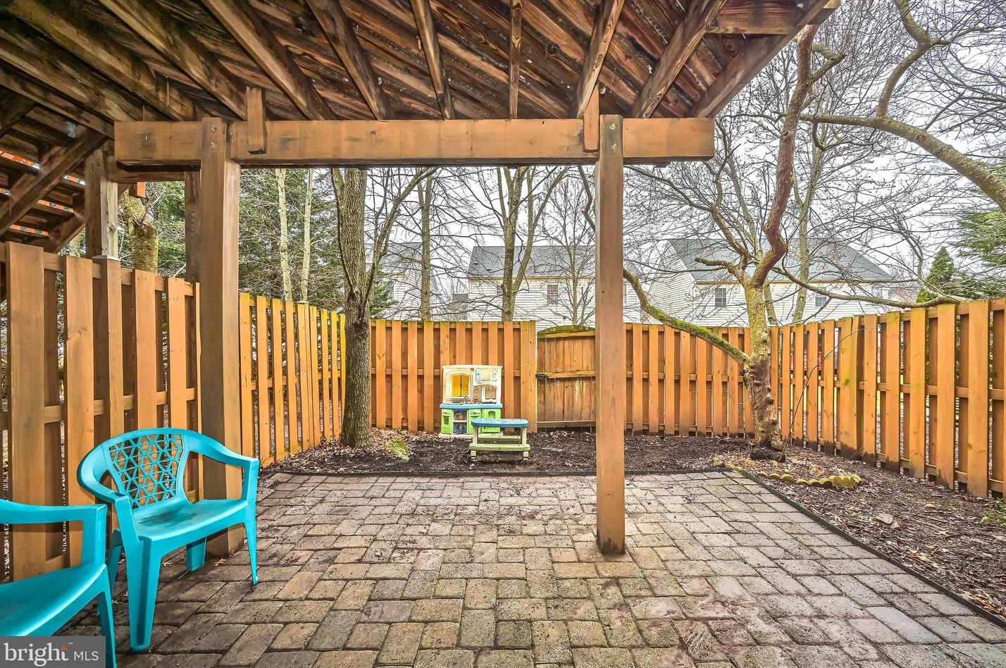 8708 Phipps Farm Way, Manassas VA  20109-4831 exterior