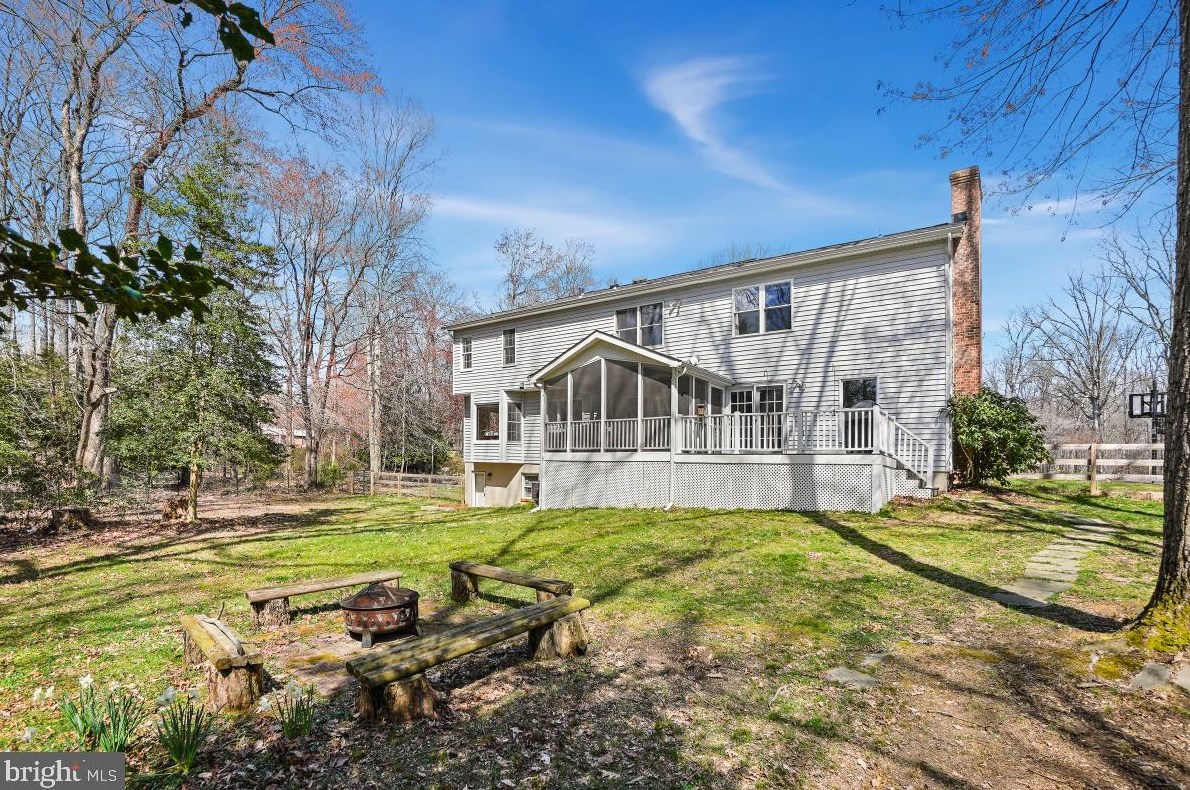 13674 Van Doren Rd, Manassas VA  20112-3803 exterior
