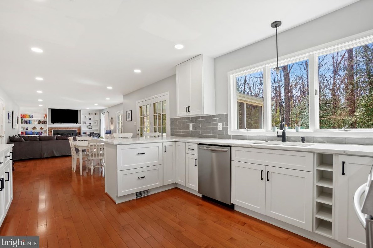 13674 Van Doren Rd, Manassas VA  20112-3803 exterior